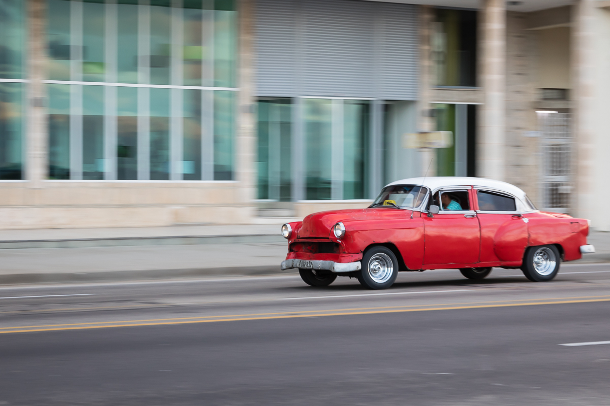 Cruising Along the Malecon